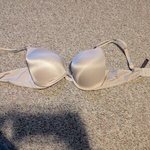 Victoria's Secret Cream T-Shirt Bra with Underwire Support